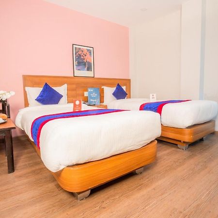 Oyo 136 Hotel Om Plaza Kathmandu Buitenkant foto