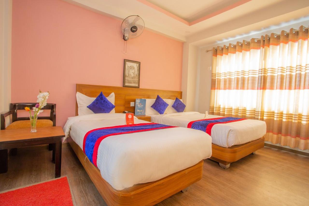 Oyo 136 Hotel Om Plaza Kathmandu Buitenkant foto