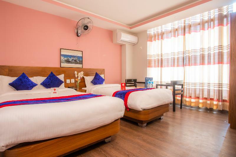 Oyo 136 Hotel Om Plaza Kathmandu Buitenkant foto